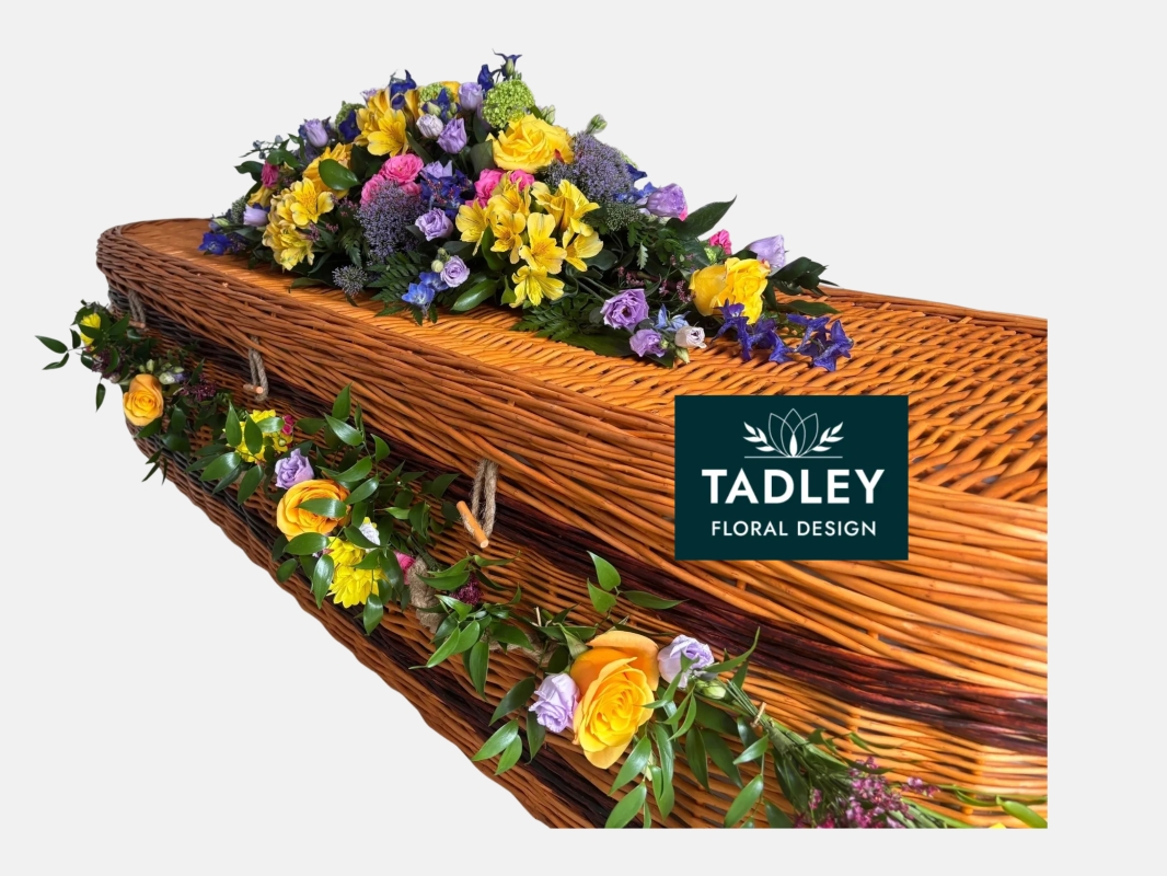 Country Coffin Spray & Garland 5'