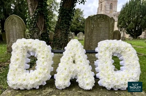 DAD Letters White Ribbon No Sprays