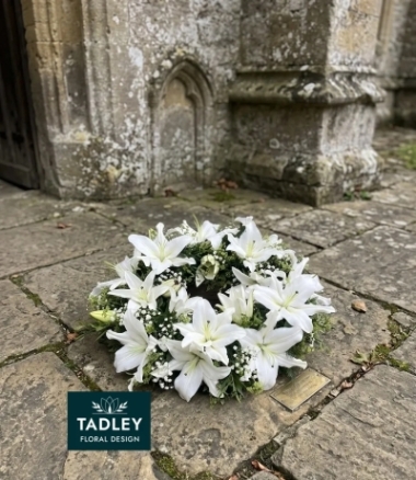 White Lily Wreath